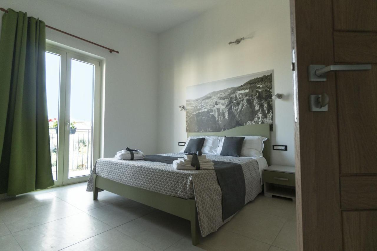 B&B Pitagora Розето-Капо-Спулико Экстерьер фото